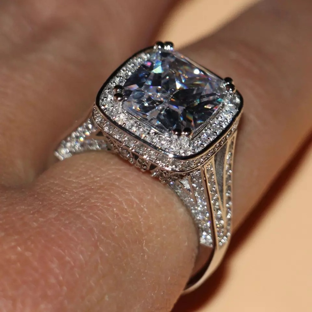 10ct pave 14k gold Wedding Simulated Diamond Ring - Picture 4 of 8